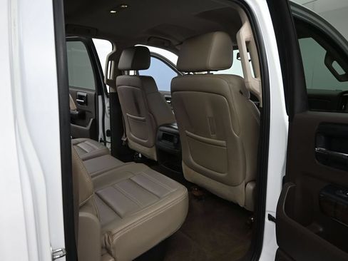 Used 2015 GMC Sierra 2500 Denali w/ Duramax Plus Package AWD/4WD image 29