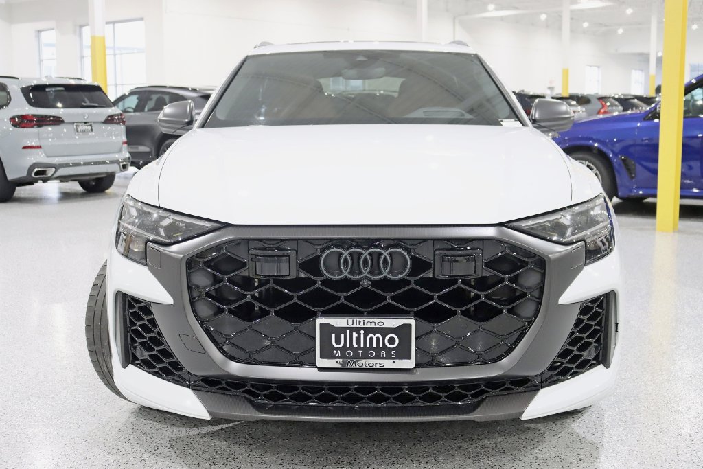 Used 2026 Audi RS Q8 performance AWD/4WD image 11