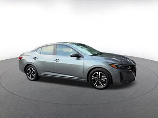 Used 2025 Nissan Sentra SV FWD video 2