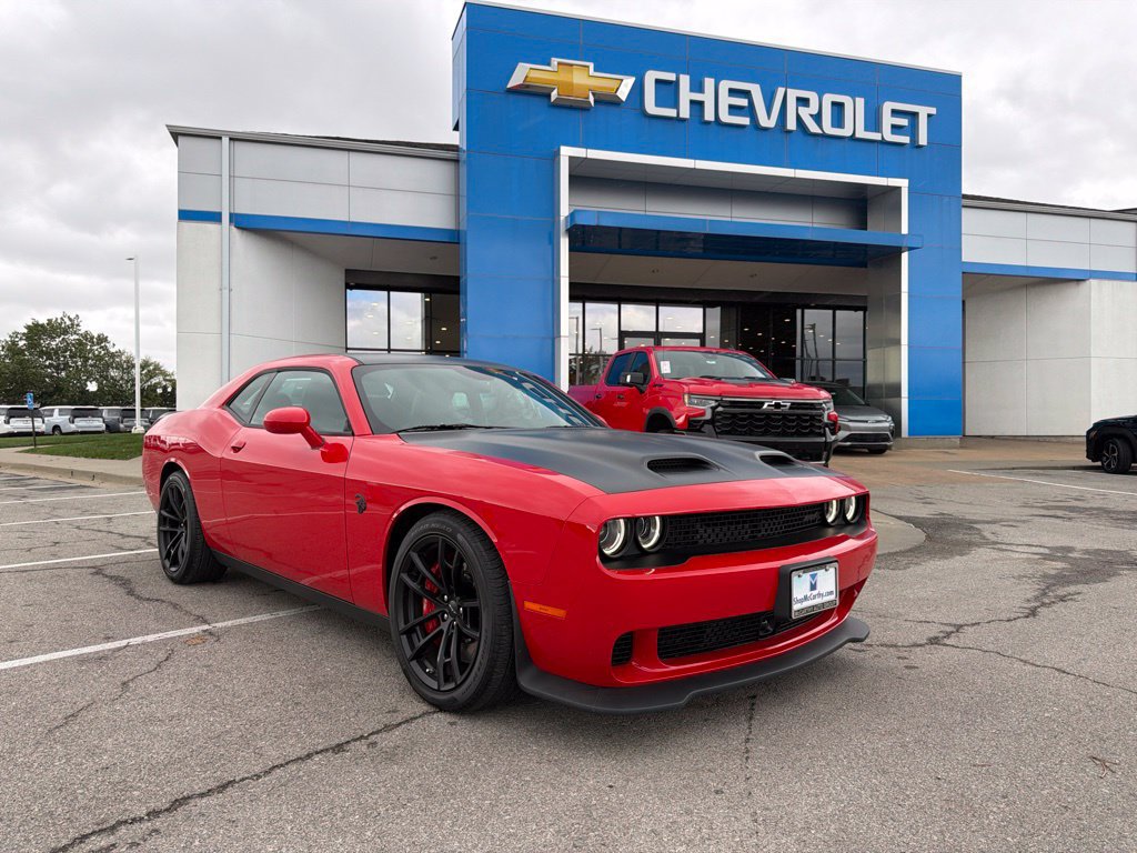 Used 2023 Dodge Challenger SRT Hellcat RWD image 1