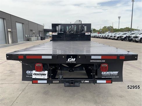 Used 2022 Ford F650 2WD Regular Cab Super Duty image 18