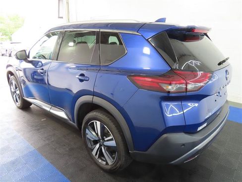Used 2023 Nissan Rogue SL AWD/4WD image 10