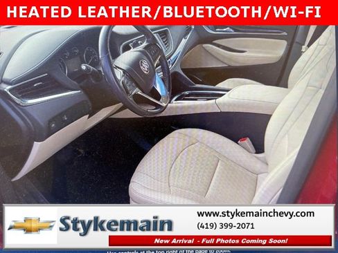 Used 2023 Buick Enclave Essence image 8