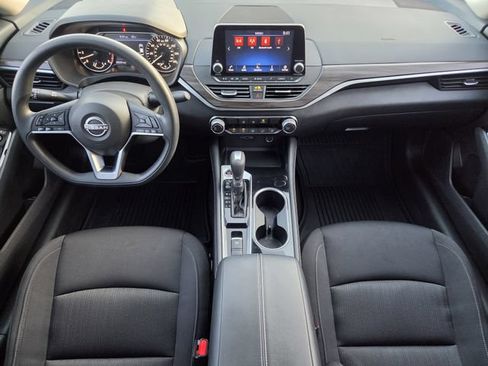Used 2023 Nissan Altima 2.5 SV AWD/4WD image 22