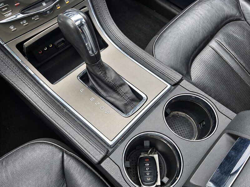 Used 2013 Lincoln MKX AWD image 14