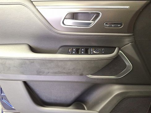 New 2026 INFINITI QX80 Luxe image 12