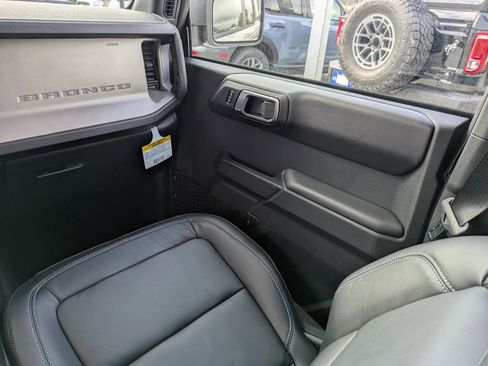 New 2026 Ford Bronco Outer Banks image 16