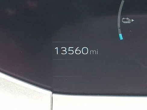 Used 2024 Toyota Prius Prime FWD image 22