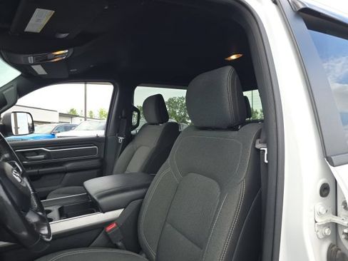Used 2019 RAM 1500 Big Horn AWD/4WD image 14