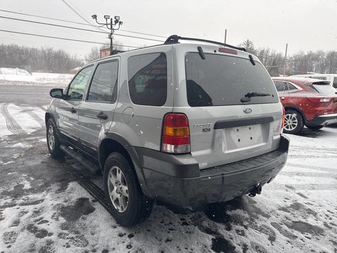 Used 2005 Ford Escape XLT image 6