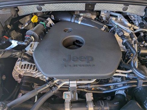 New 2026 Jeep Grand Cherokee Altitude AWD/4WD image 19