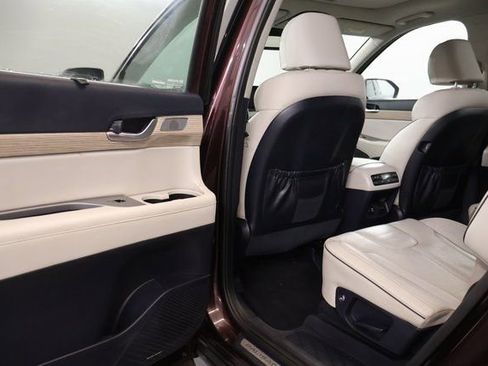 Used 2021 Hyundai Palisade Limited image 28