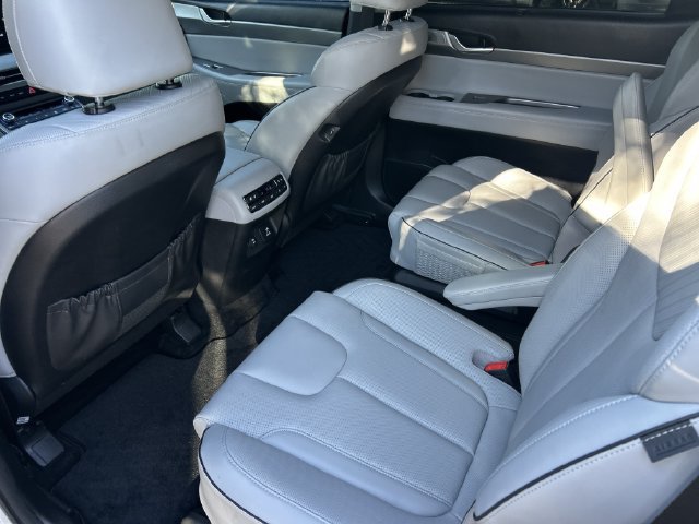 Used 2024 Hyundai Palisade SEL w/ Premium Package FWD image 31