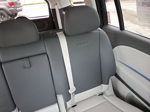 New 2026 Hyundai Ioniq 9 SEL image 14