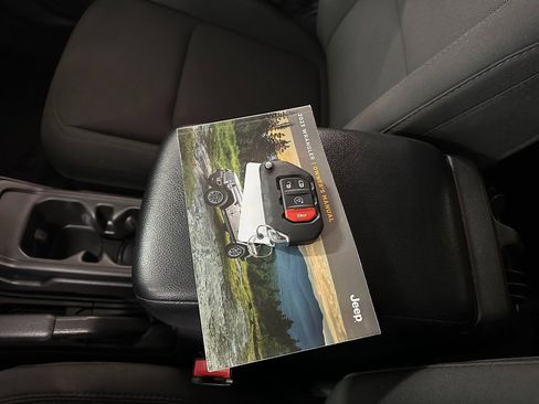 Certified 2023 Jeep Wrangler Sport S image 41