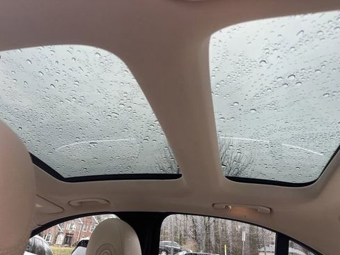 Used 2016 Mercedes-Benz C 300 C 300 image 23