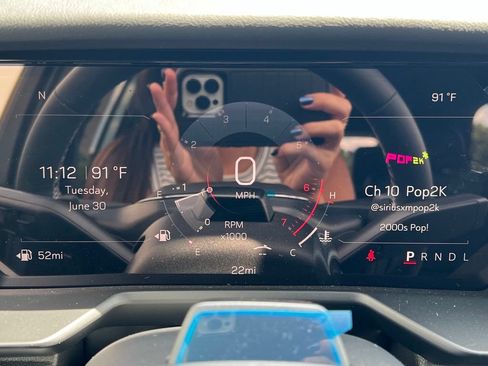 New 2026 GMC Acadia Denali w/ Super Cruise Package FWD image 14