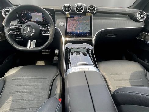 Used 2026 Mercedes-Benz GLC 300 4MATIC image 9