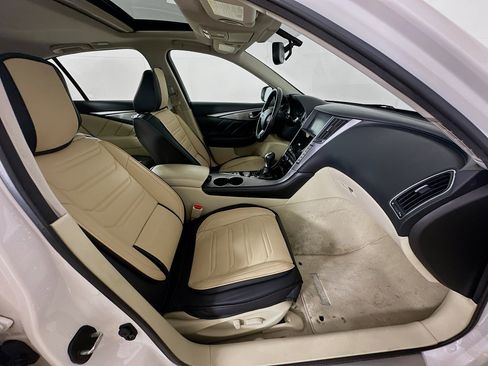 Used 2014 INFINITI Q50 Premium w/ Navigation Package RWD image 32