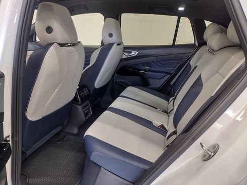 New 2026 Volkswagen ID.4 Pro S Plus AWD/4WD image 27