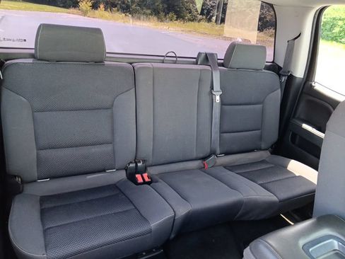 Used 2018 Chevrolet Silverado 1500 LT AWD/4WD image 33