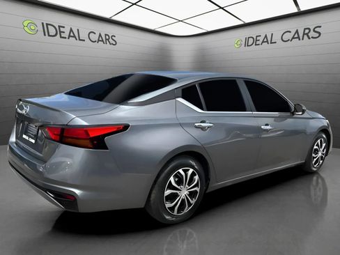 Used 2022 Nissan Altima 2.5 S FWD image 5