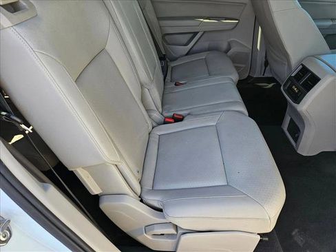 Used 2019 Volkswagen Atlas SE w/ Panoramic Sunroof Package image 21