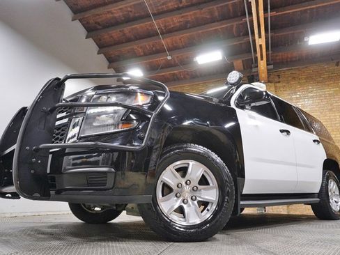 Used 2020 Chevrolet Tahoe 4WD image 3