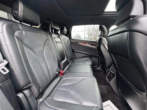 Used 2018 Lincoln MKX Reserve w/ Lincoln MKX Climate Package image 22