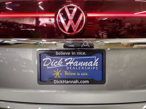 New 2026 Volkswagen Atlas Cross Sport SEL Premium R-Line image 16