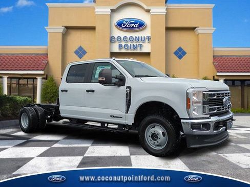 New 2026 Ford F350 XL w/ XL Chrome Package image 1