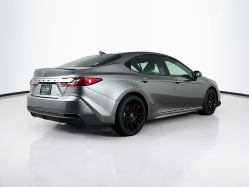 Used 2026 Toyota Camry SE w/ Convenience Package FWD image 9