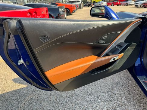 Used 2017 Chevrolet Corvette Stingray Convertible w/ 3LT Preferred Equipment Group image 21