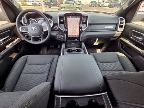New 2026 RAM 1500 Big Horn AWD/4WD image 9