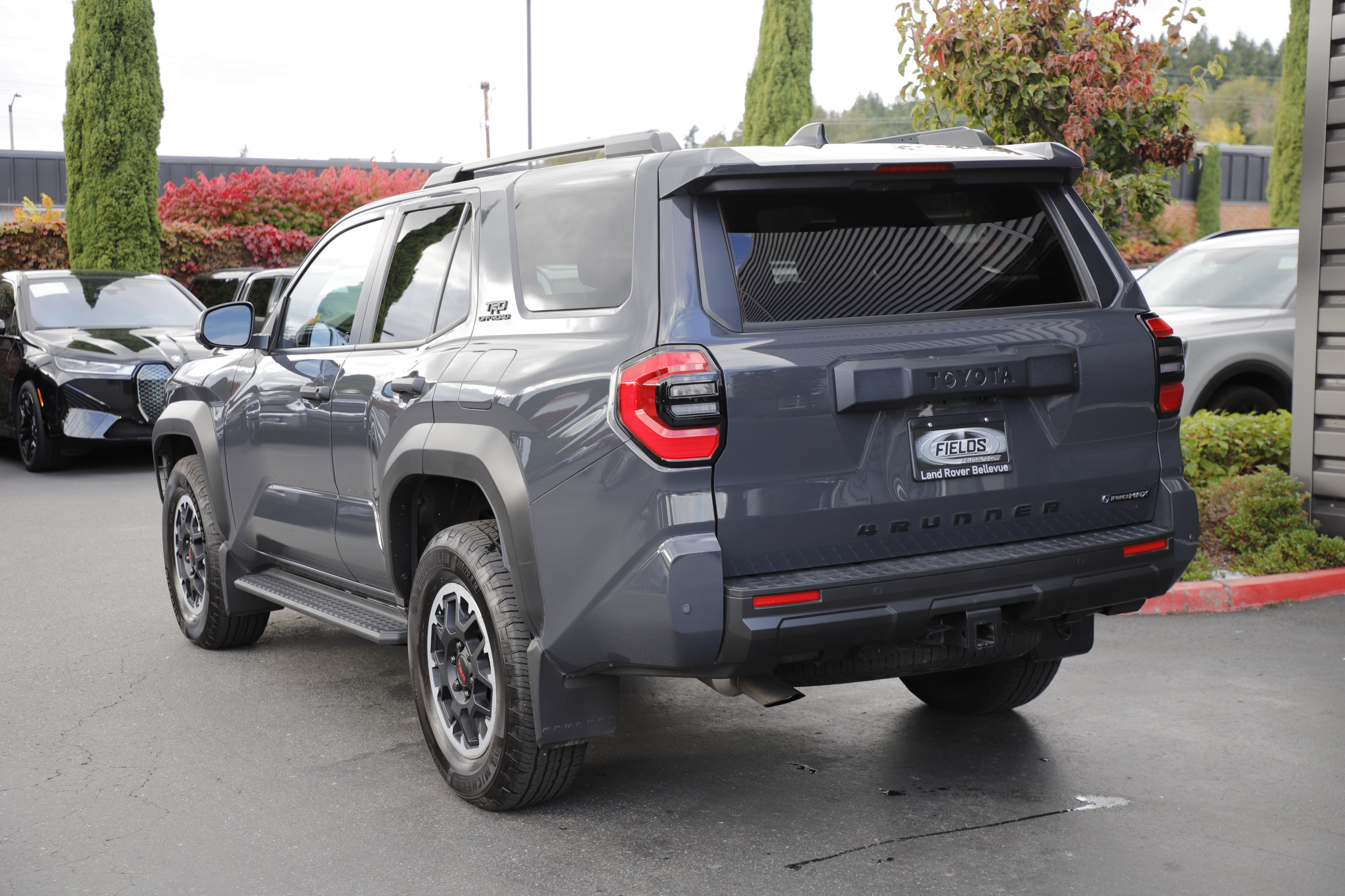 Used 2025 Toyota 4Runner TRD Off-Road Premium AWD/4WD image 24
