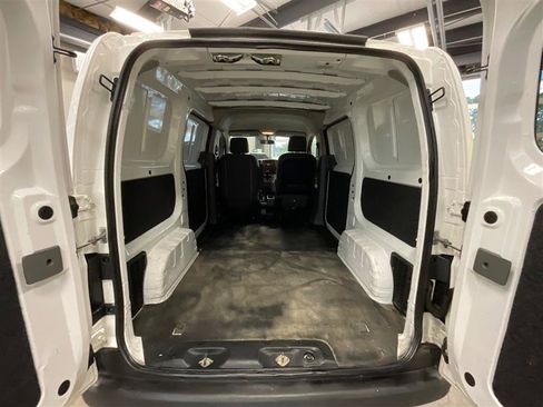 Used 2017 Nissan NV200 S w/ Cruise Control Package image 15
