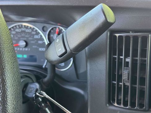Used 2024 GMC Savana 2500 w/ Driver Convenience Package RWD image 8