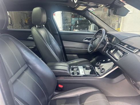 Used 2020 Land Rover Range Rover Velar R-Dynamic S AWD/4WD image 14