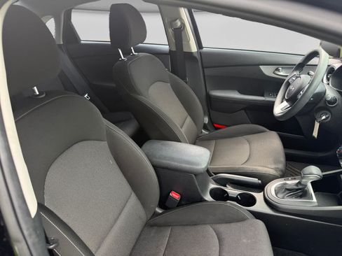 Used 2023 Kia Forte LXS FWD image 20