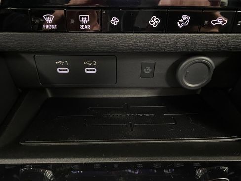 New 2025 Mitsubishi Outlander SE image 27