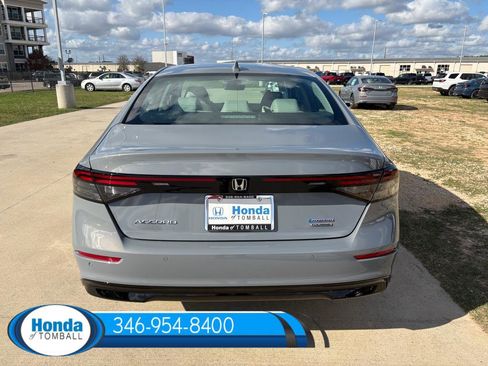 New 2025 Honda Accord Hybrid Touring image 6