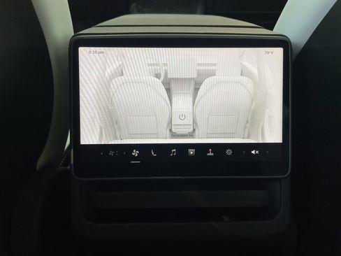 Used 2024 Tesla Model 3 Long Range RWD image 18
