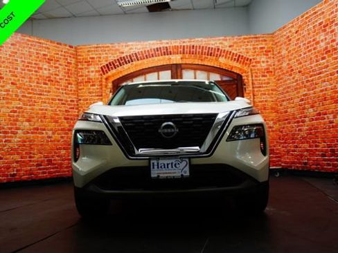 Certified 2023 Nissan Rogue SV AWD/4WD image 2