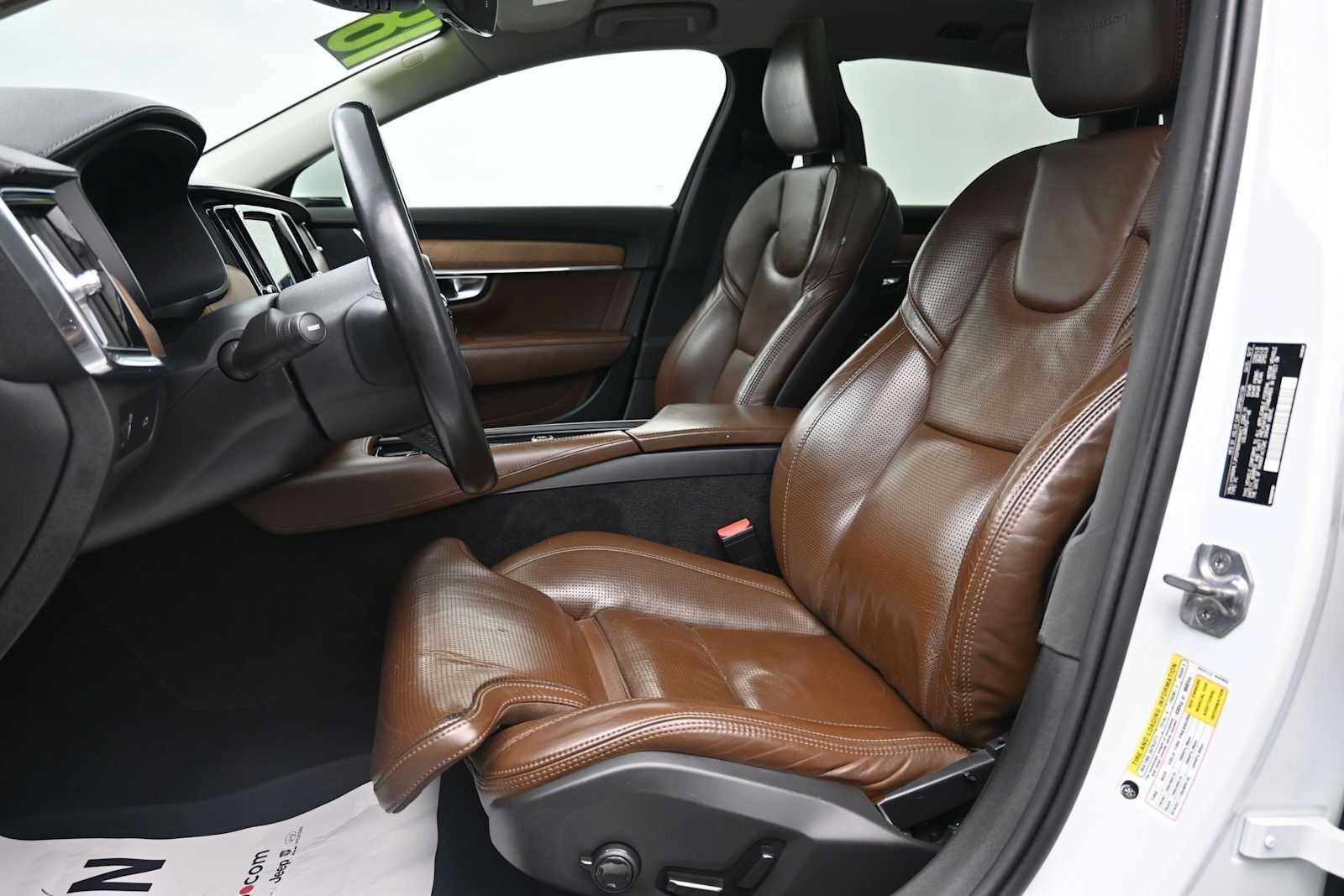 Used 2018 Volvo S90 T6 Inscription w/ Convenience Package AWD/4WD image 11