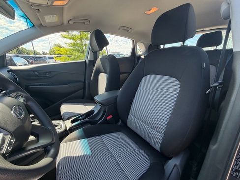 Used 2022 Hyundai Kona SE AWD/4WD image 10