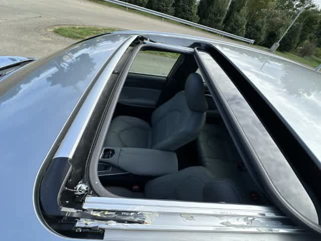 Used 2020 Toyota Avalon Limited w/ Advanced Safety Package FWD image 6
