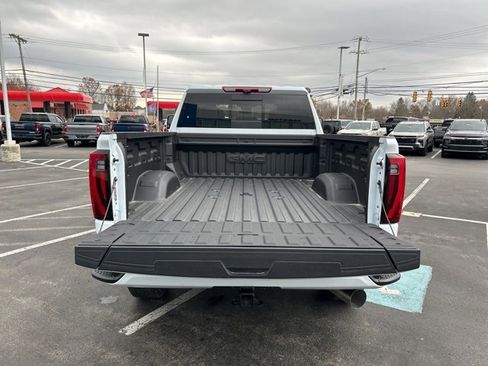 New 2026 GMC Sierra 2500 Denali Ultimate w/ Max Trailering Package image 4
