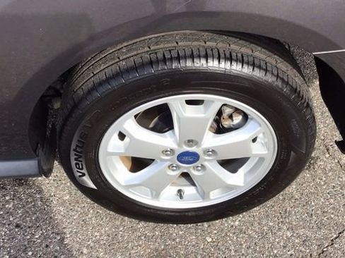 Certified 2017 Ford Transit Connect XLT image 11