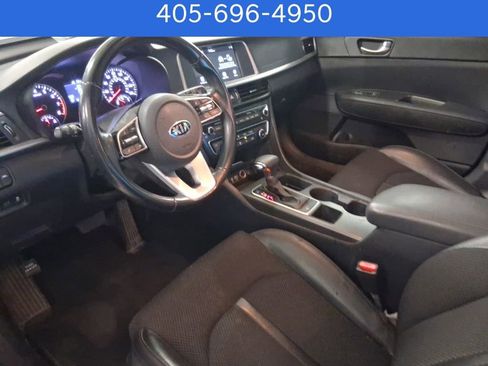 Used 2019 Kia Optima S image 6