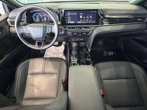 Used 2026 Toyota Camry XSE FWD image 33